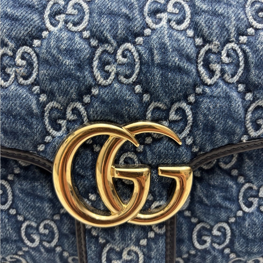 Gucci GG MARMONT SMALL SHOULDER BAG *Perfect for Summer* - Picture 4 of 13